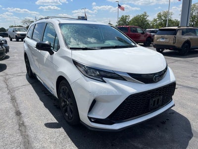 2021 Toyota Sienna XSE 7 Passenger
