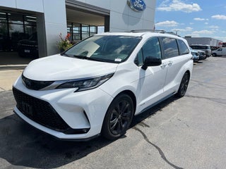 2021 Toyota Sienna XSE 7 Passenger