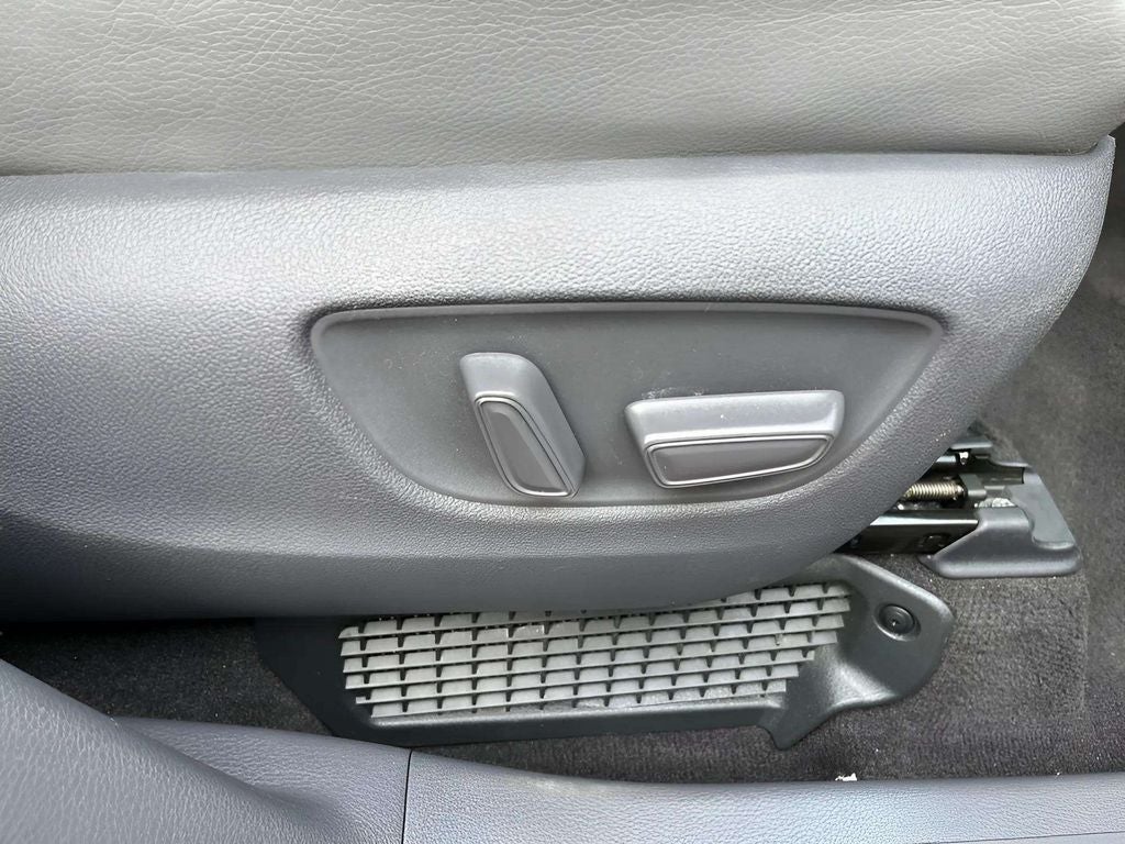2021 Toyota Sienna XLE 8 Passenger