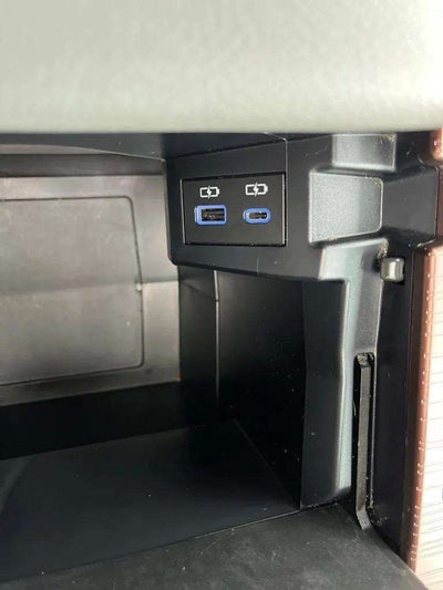 2021 Toyota Sienna XLE 8 Passenger