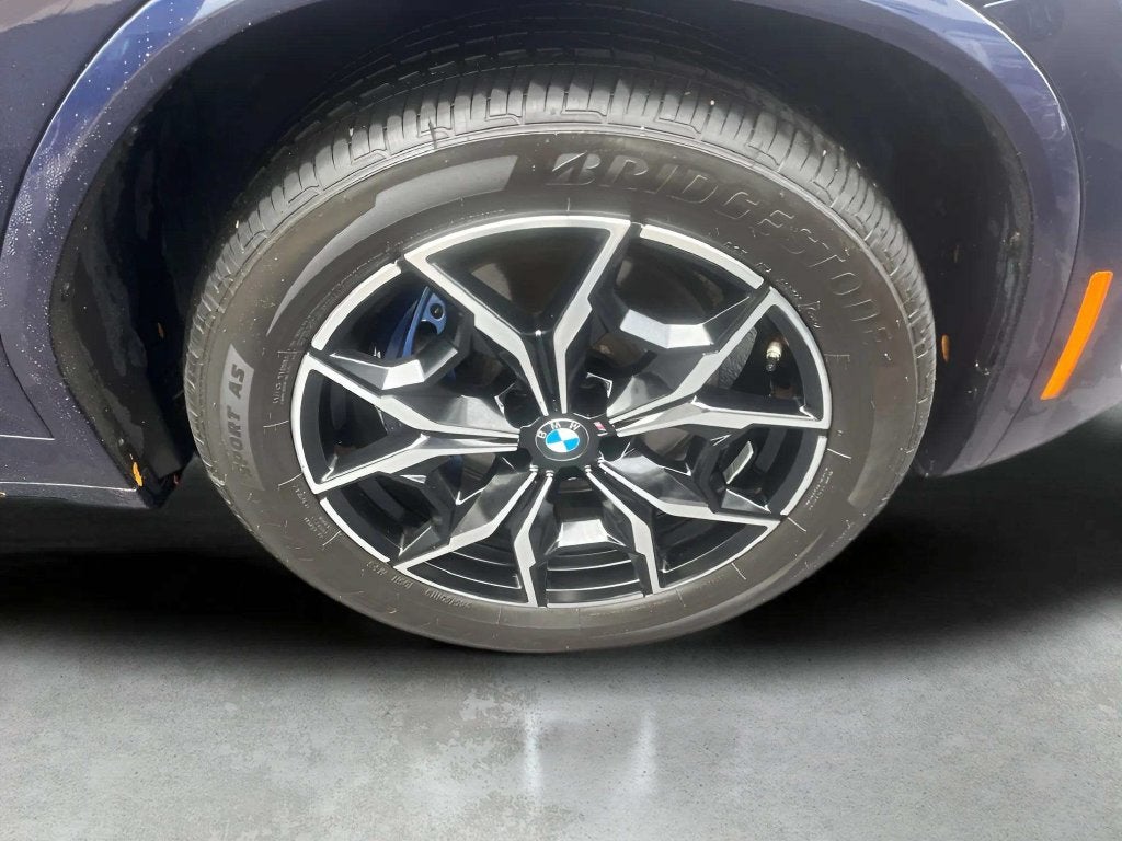 2023 BMW X4 xDrive30i