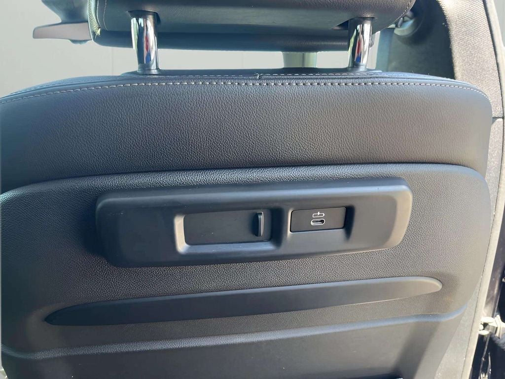 2020 BMW X6 M50i