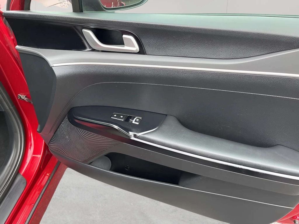 2021 Kia K5 LXS