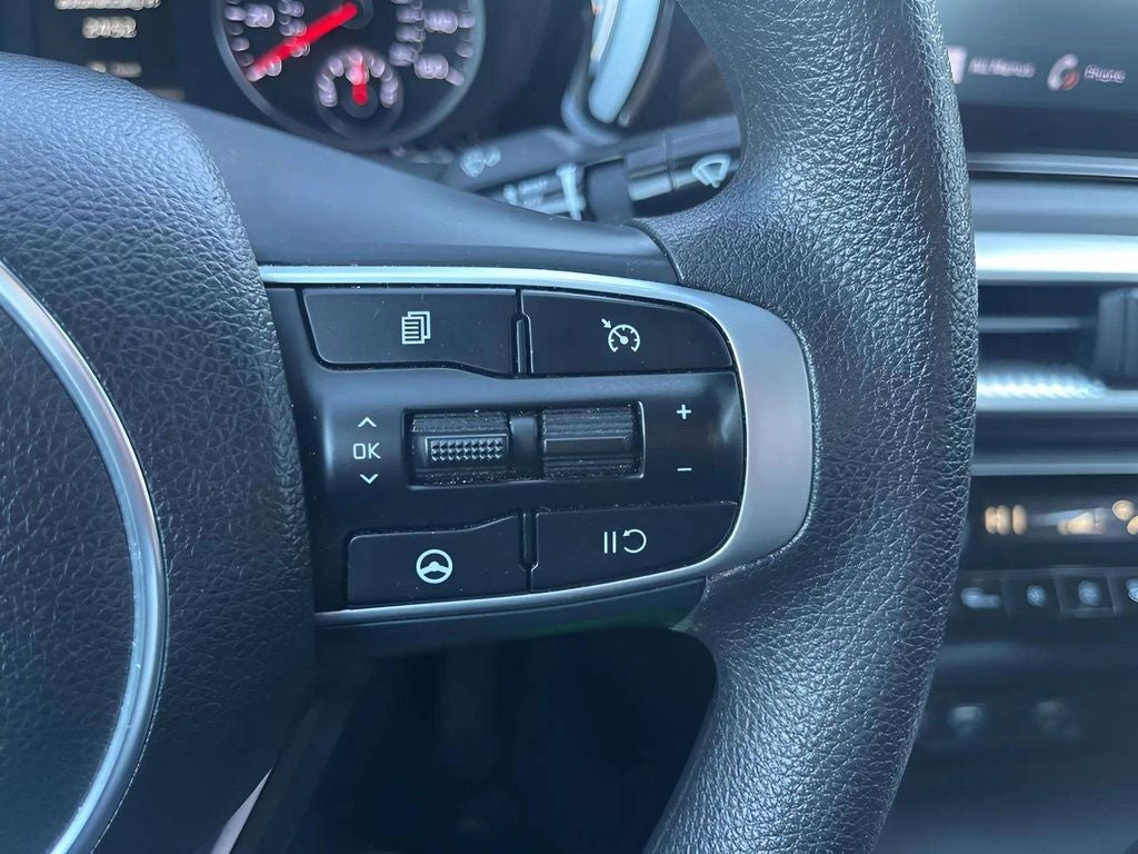 2023 Kia K5 LXS
