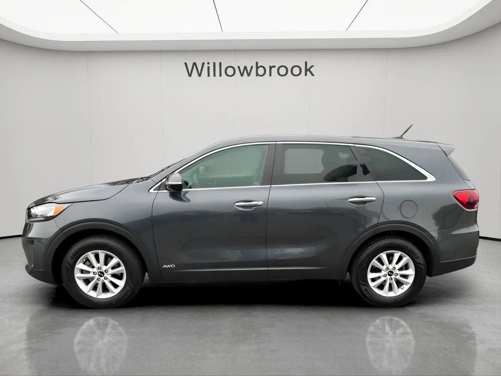 Used 2020 Kia Sorento LX with VIN 5XYPG4A37LG630364 for sale in Willowbrook, IL