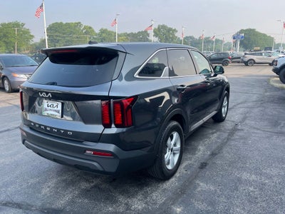 2022 Kia Sorento LX