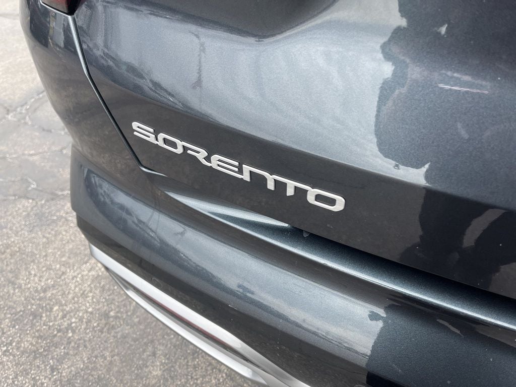 2023 Kia Sorento S