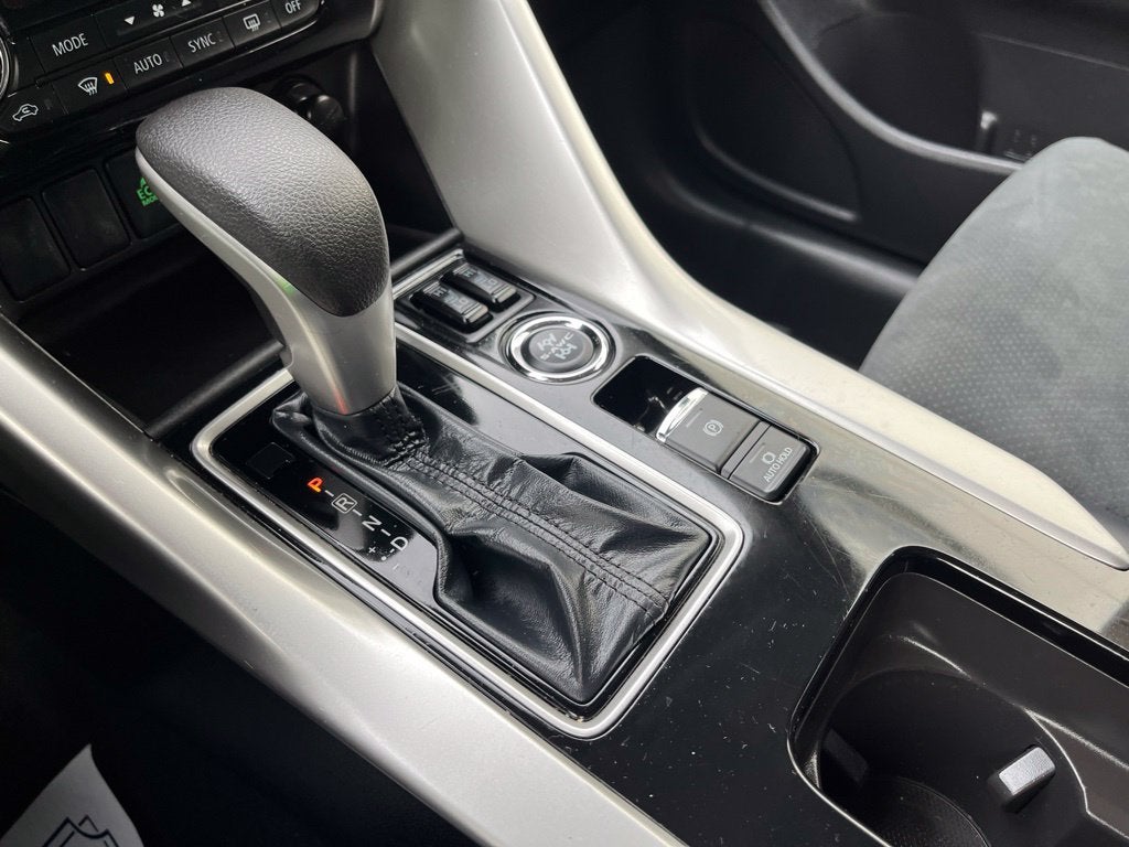2024 Mitsubishi Eclipse Cross SE