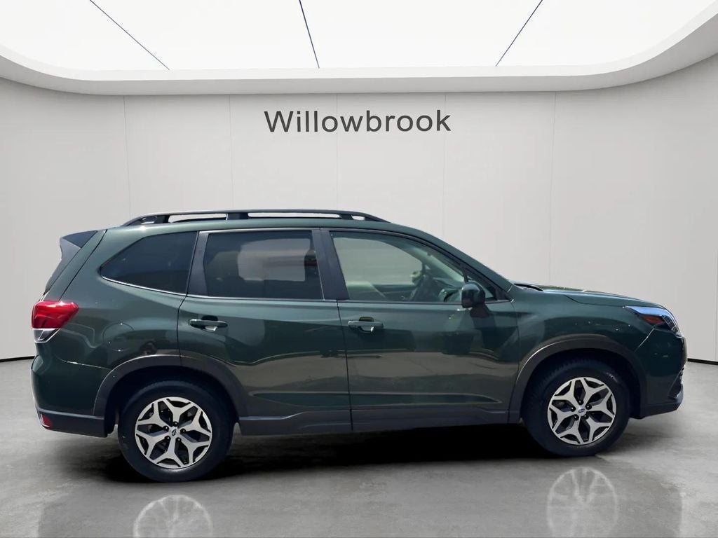 2024 Subaru Forester Premium