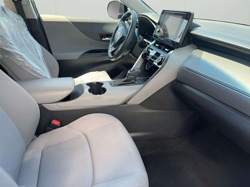 2023 Toyota Venza LE