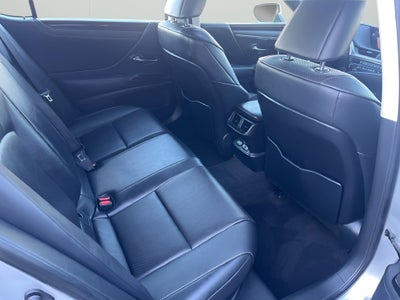 2019 Lexus ES 300h