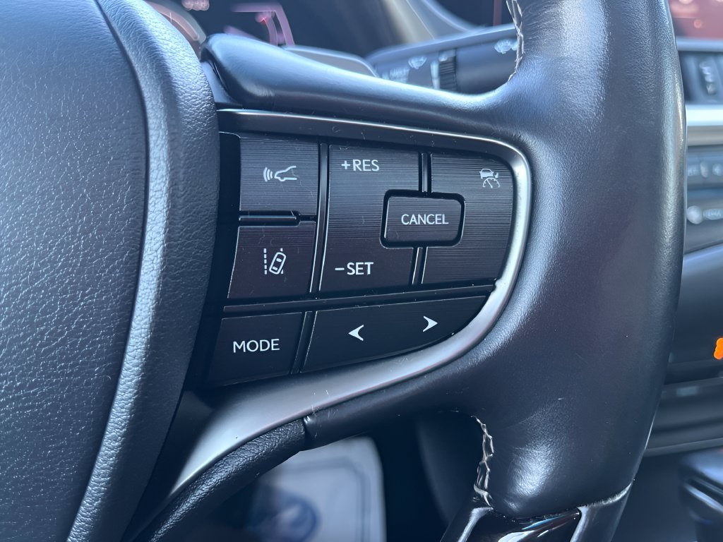2019 Lexus ES 300h