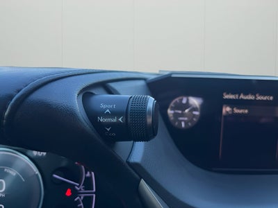 2019 Lexus ES 300h