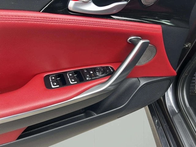 2023 Kia Stinger GT-Line