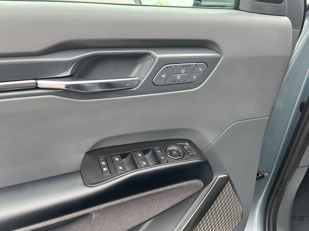 2024 Kia EV9 Land