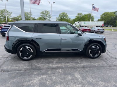 2024 Kia EV9 Land