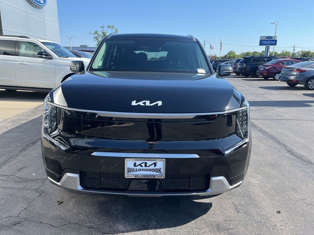 2024 Kia EV9 Land AWD's photo