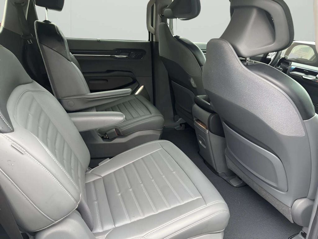 2024 Kia EV9 Land