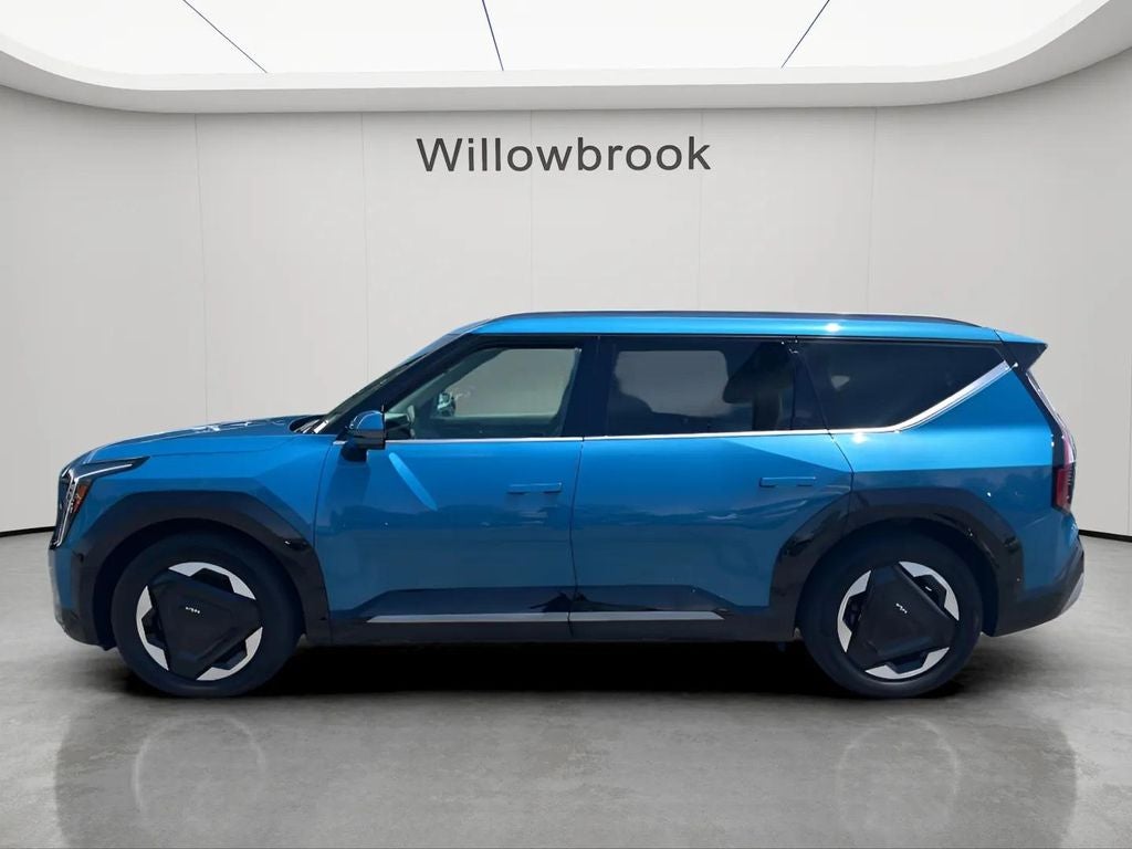 Used 2024 Kia EV9 Land with VIN KNDADFS59R6045288 for sale in Willowbrook, IL