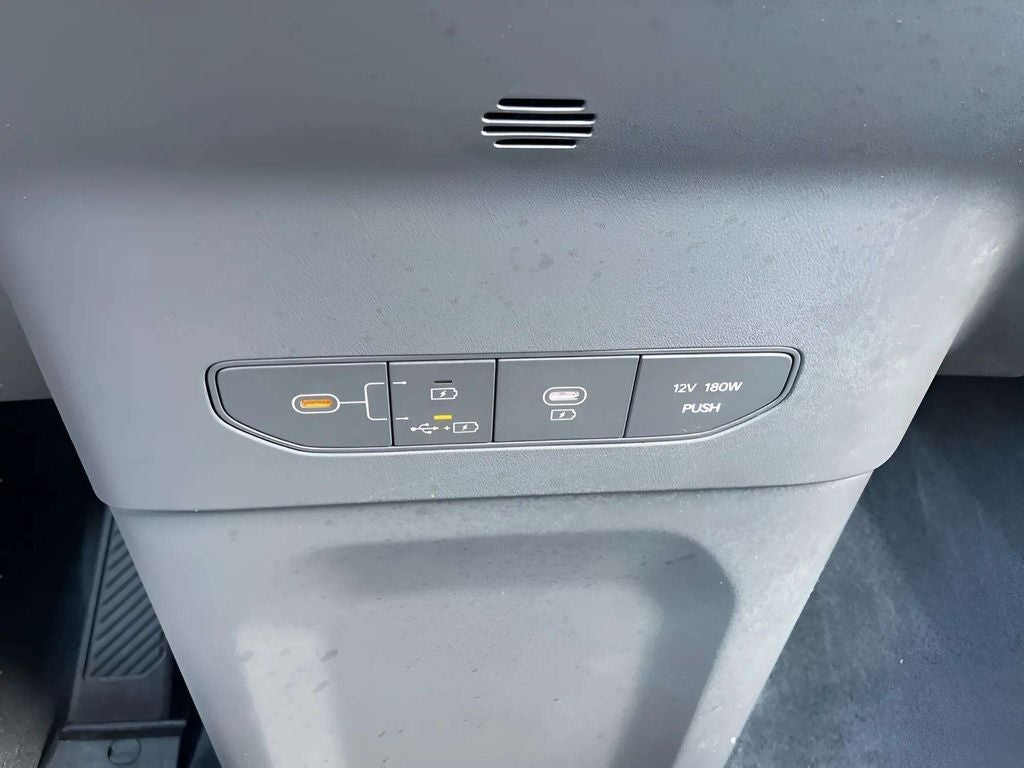 2024 Kia EV9 Land
