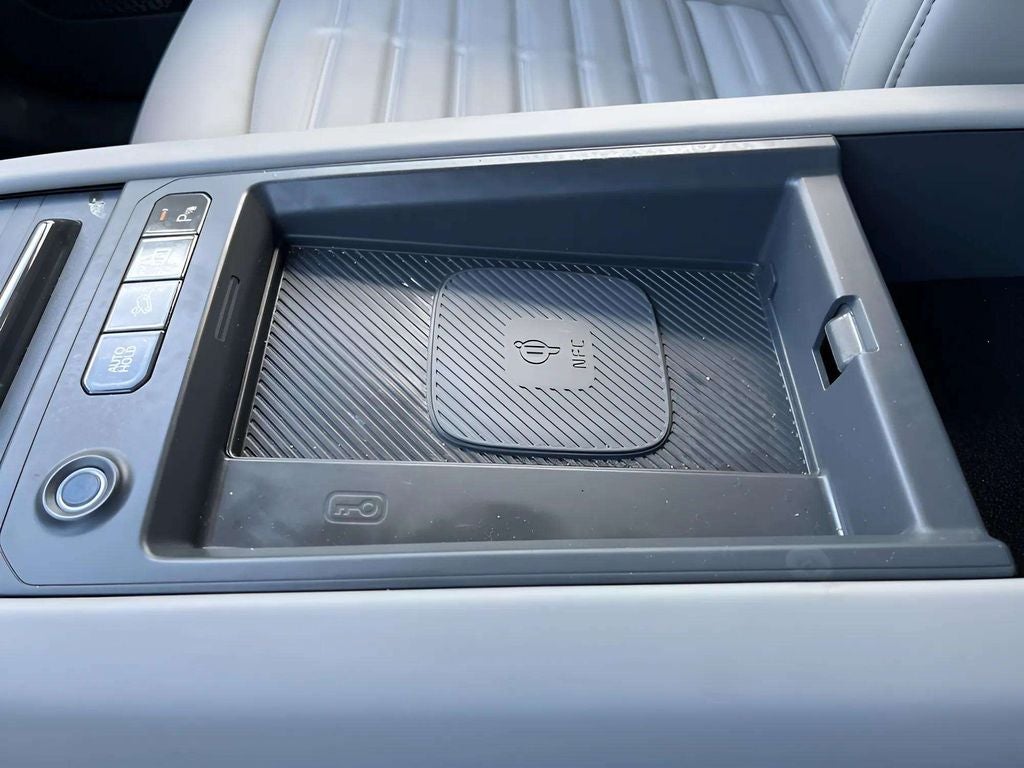 2024 Kia EV9 Land