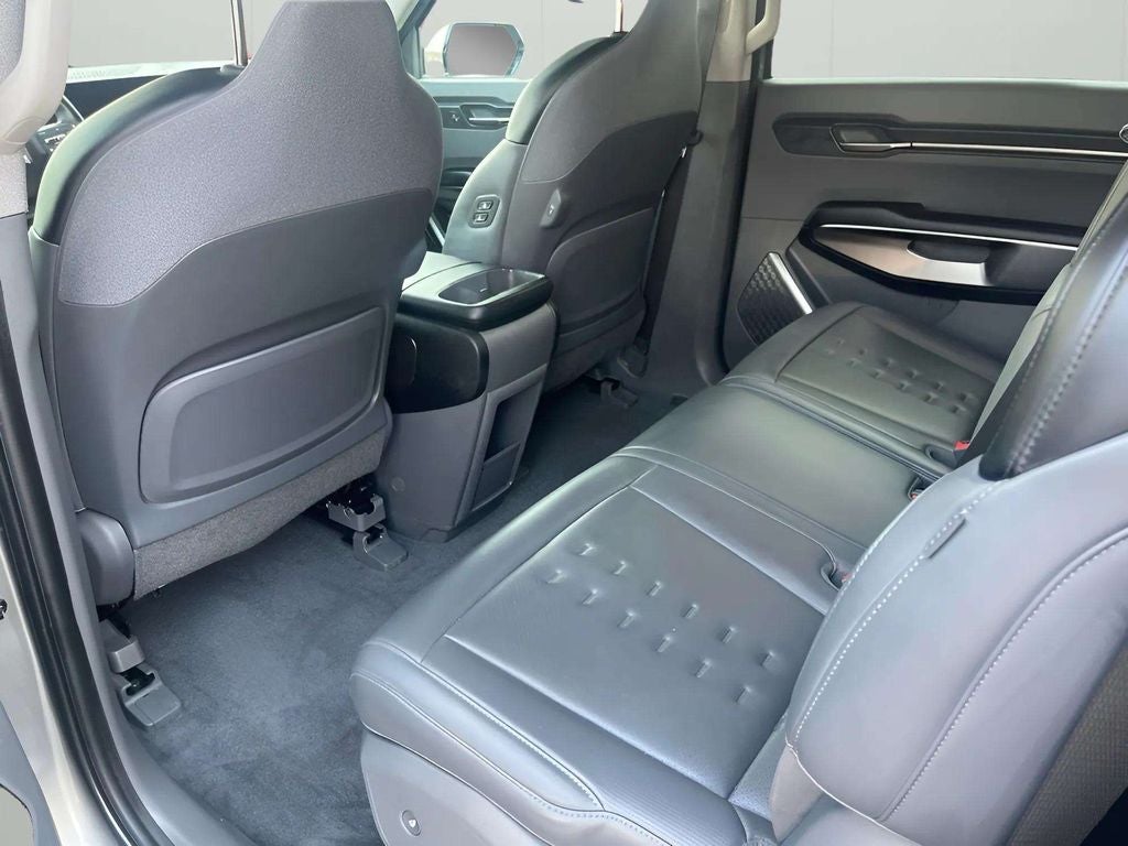 2024 Kia EV9 Wind