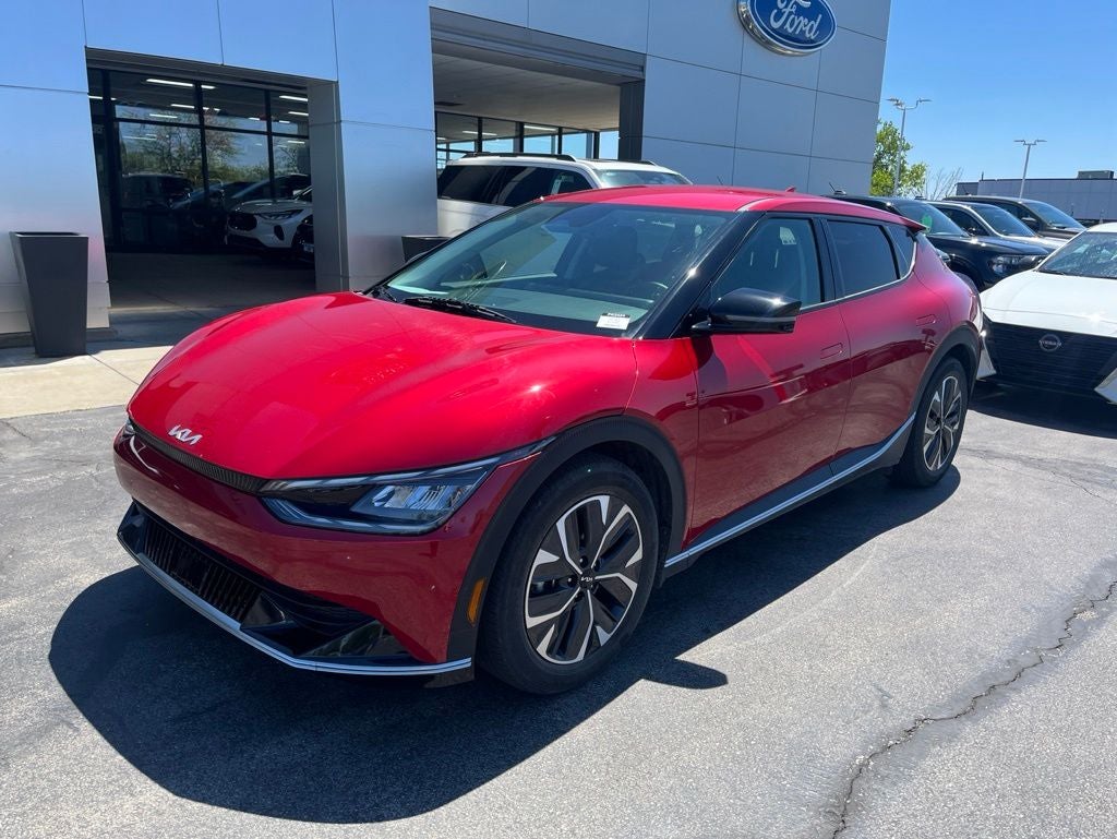 2024 Kia EV6 Light