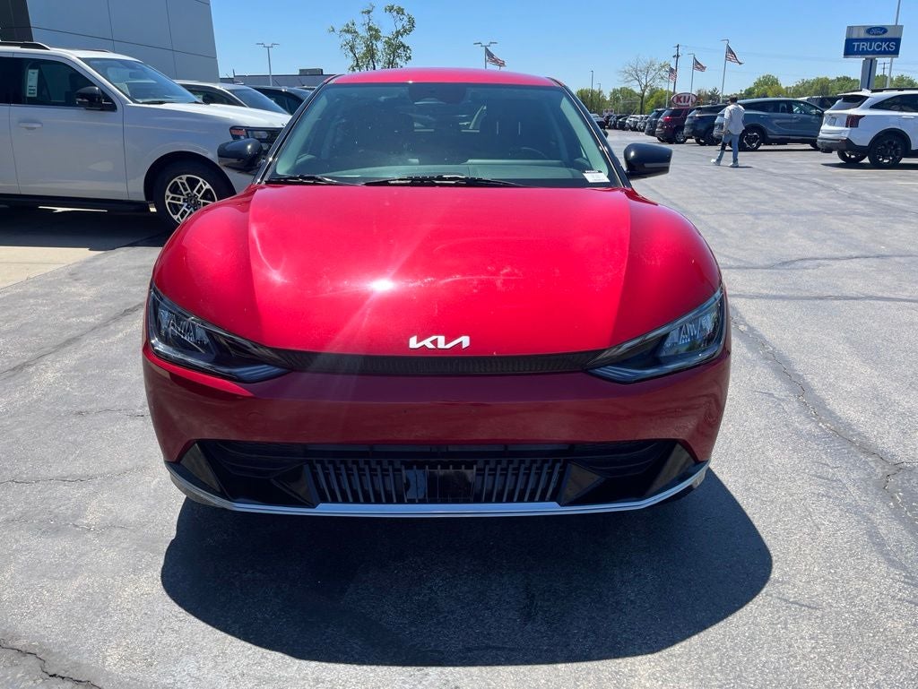 2024 Kia EV6 Light