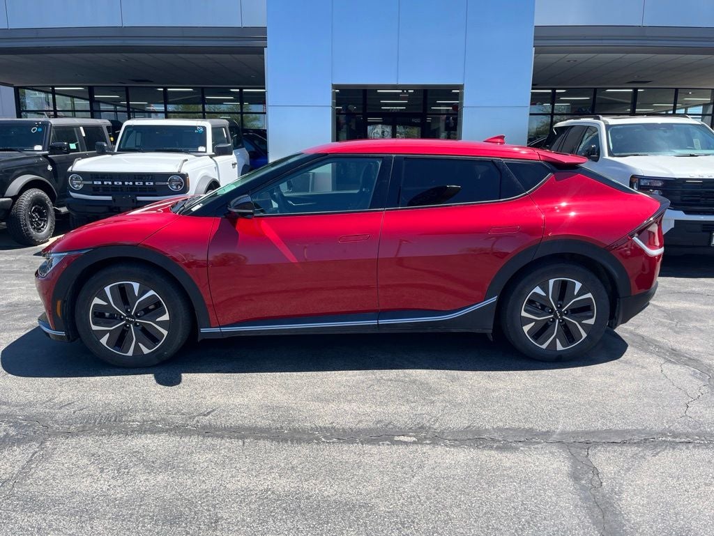 2024 Kia EV6 Light