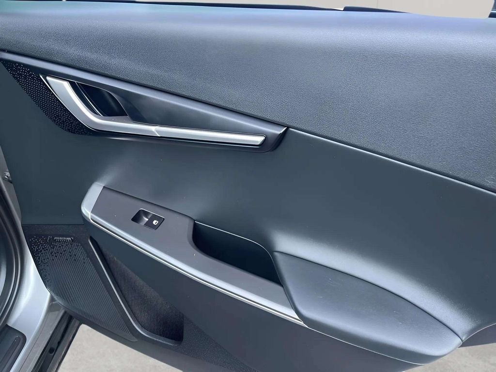 2023 Kia EV6 Wind