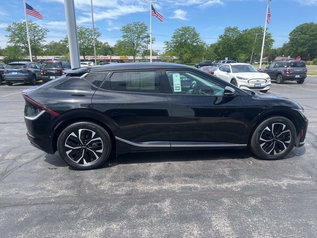 2023 Kia EV6 Wind