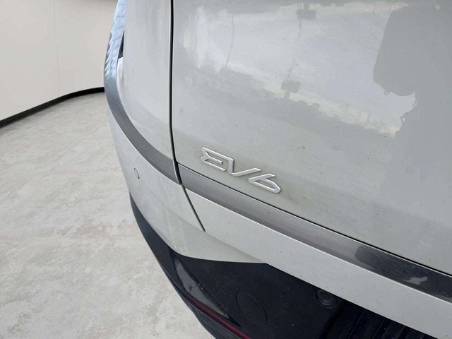 2022 Kia EV6 Wind