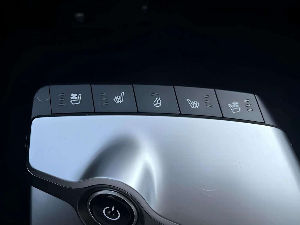 2023 Kia EV6 Wind