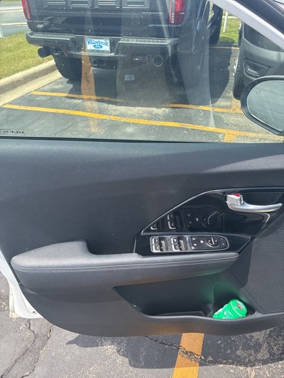 2022 Kia Niro LXS