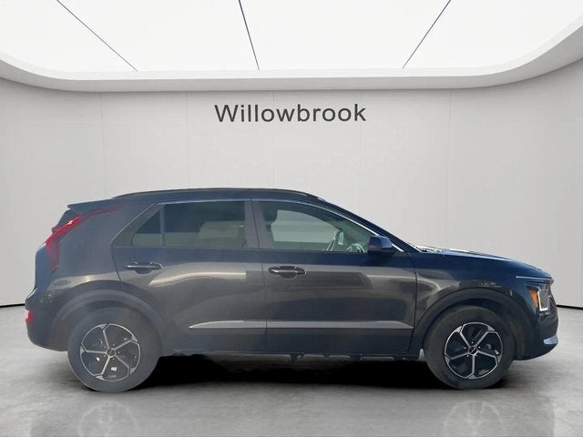 2023 Kia Niro LX