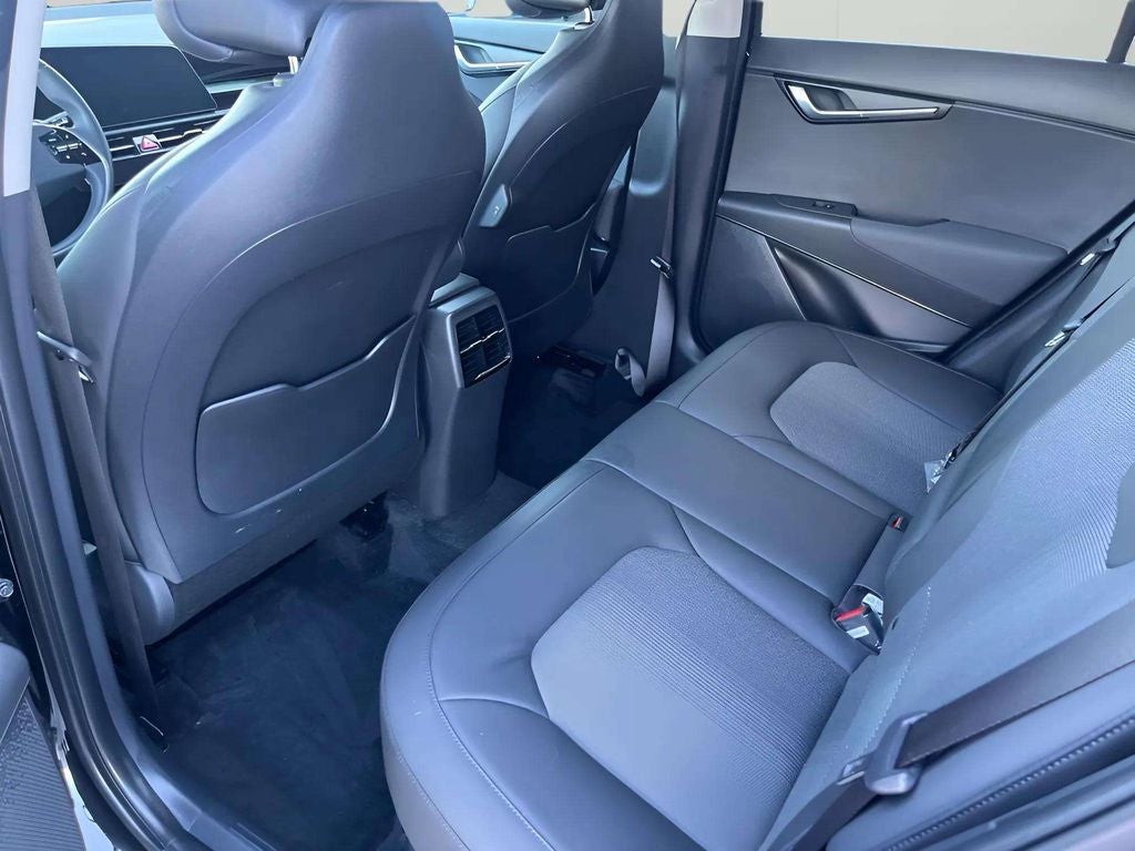 2024 Kia Niro EX