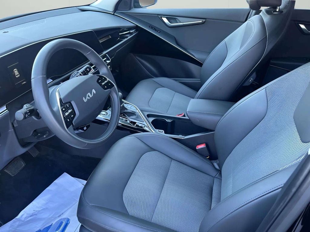 2024 Kia Niro EX