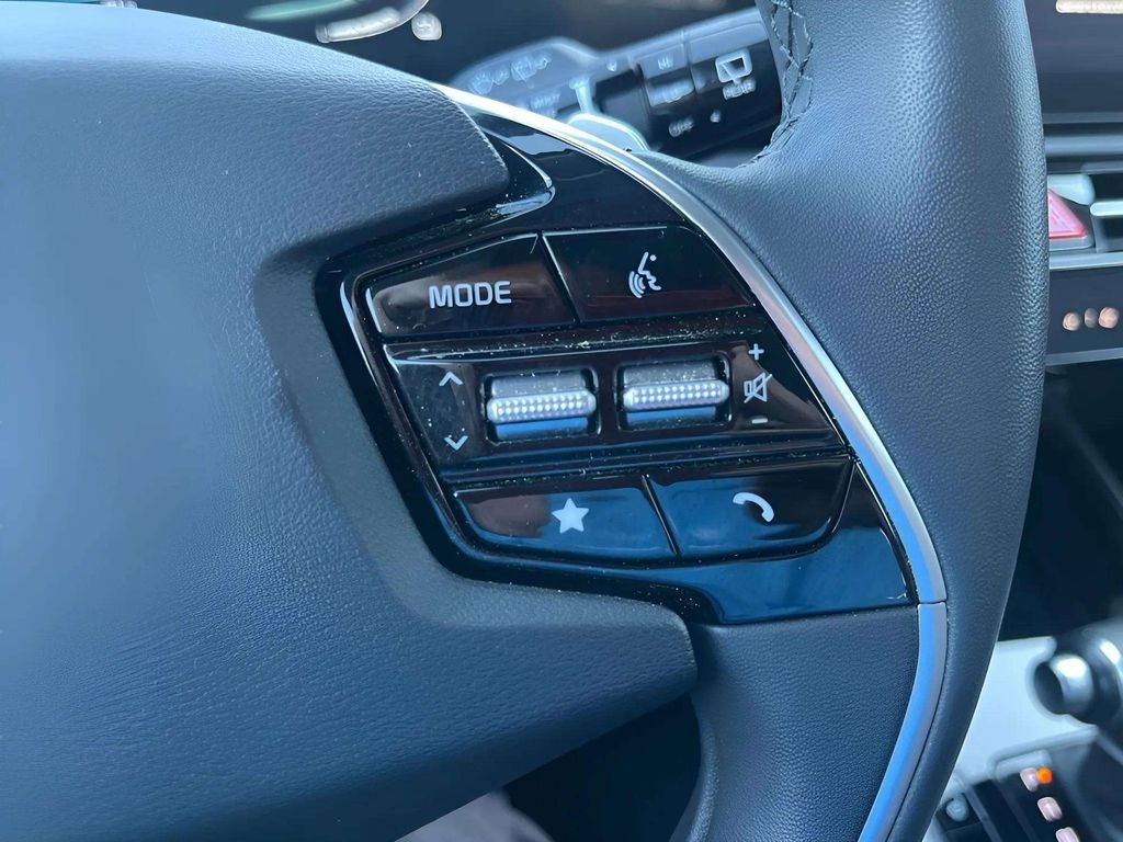 2024 Kia Niro EX