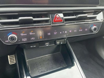 2023 Kia Niro EX Touring