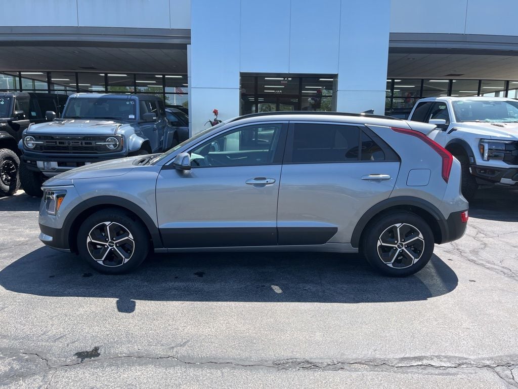 2024 Kia Niro EX