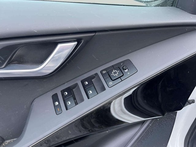 2023 Kia Niro Plug-In Hybrid EX