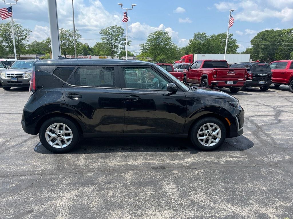 2025 Kia Soul LX