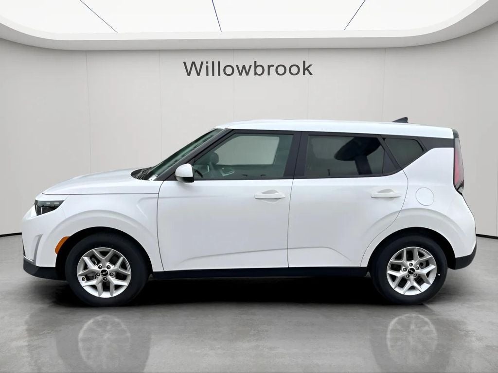 Used 2025 Kia Soul LX with VIN KNDJ23AU5S7962306 for sale in Willowbrook, IL