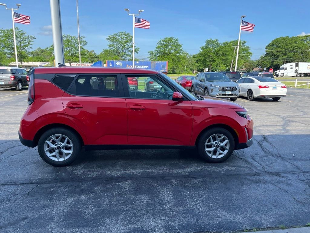 2024 Kia Soul LX