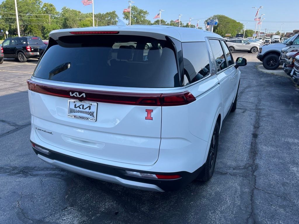 2022 Kia Carnival LX