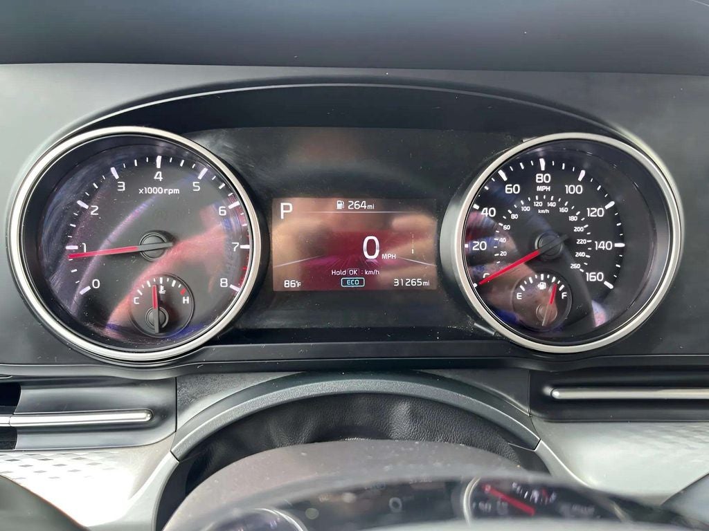 2024 Kia Carnival LX