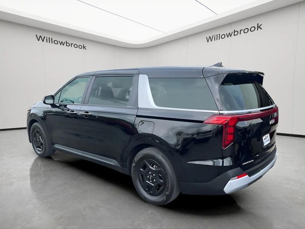 2025 Kia Carnival LXS