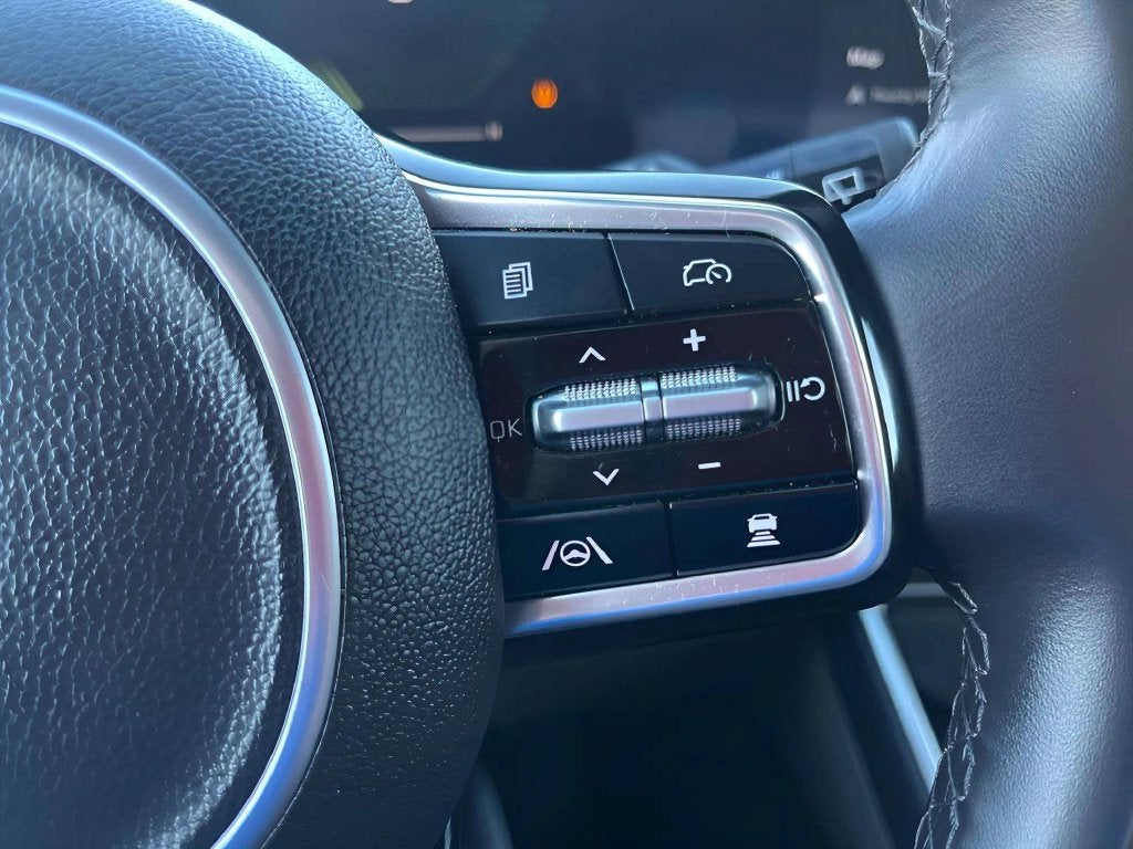 2025 Kia Carnival LXS