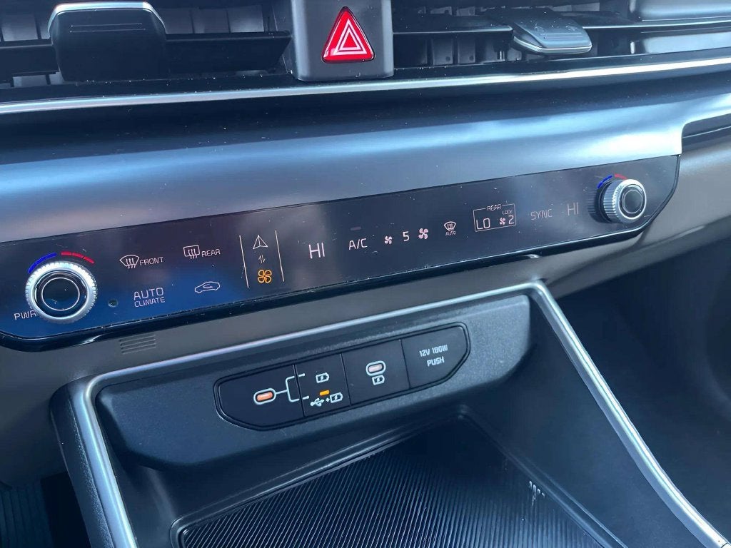 2025 Kia Carnival LXS