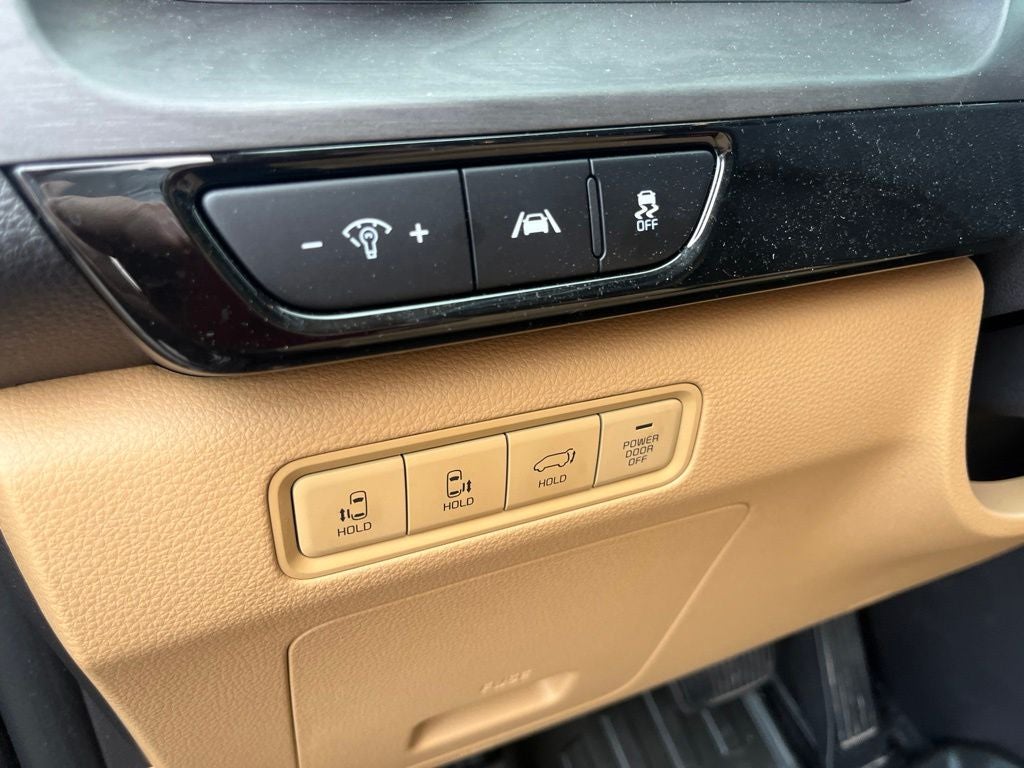 2024 Kia Carnival EX